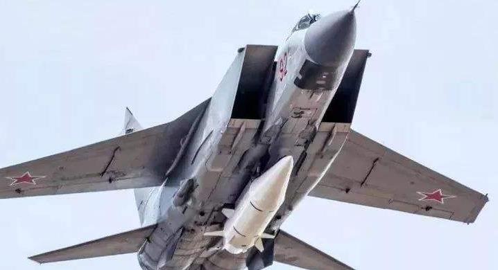 俄媒：“匕首”高超音速导弹在北极顺利完成测试