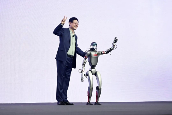 人工智能+消费新实践 联想“乐享壹号”百店落地 人工智能+消费新实践 联想“乐享壹号”百店落地